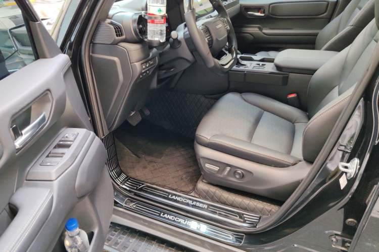 Used Toyota Prado 2024 2.4T All-Terrain TX Version 5 Seats Driver Seat