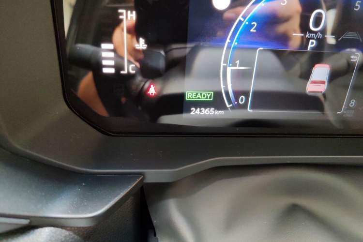 Used Toyota Prado 2024 2.4T All-Terrain TX Version 5 Seats Odometer Close Up