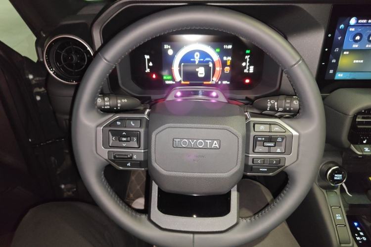 Used Toyota Prado 2024 2.4T All-Terrain TX Version 5 Seats Steering Wheel