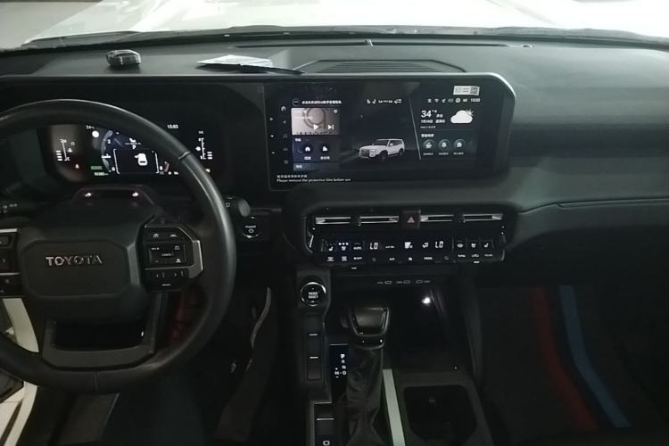 Used Toyota Prado 2024 2.4T All-Terrain TX Version 5 Seats Center Console