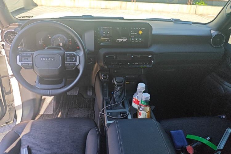 Used Toyota Prado 2024 2.4T All-Terrain TX Version 5 Seats Center Console