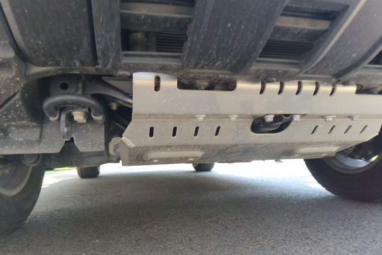 Used Toyota Prado 2024 2.4T Cross-Border BX Edition 5 Seats Chassis Front