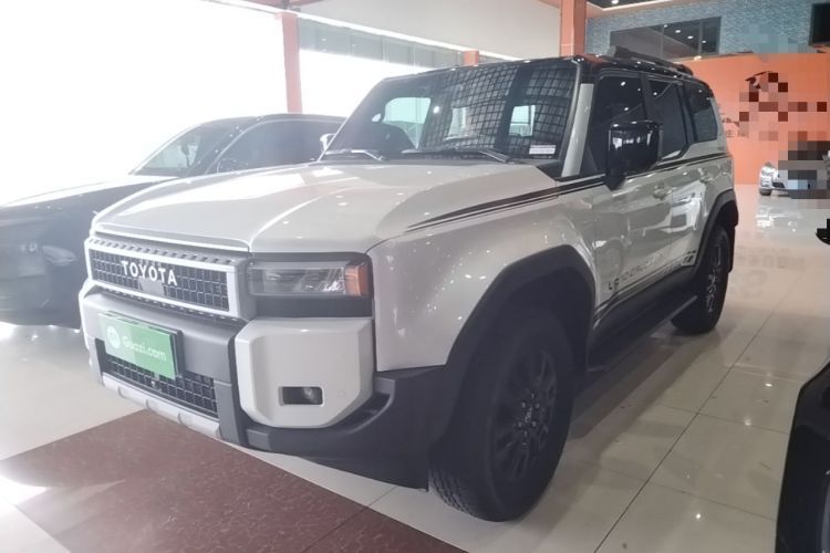 Used Toyota Prado 2024 2.4T All-Terrain TX Version 5 Seats Guazi used car, China used car export, Used car for sale, Used cars, Cheapest cars for sale