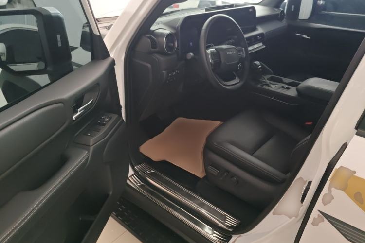 Used Toyota Prado 2024 2.4T All-Terrain TX Edition with 6 Seats Driver Seat