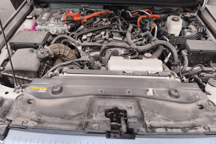 Used Toyota Prado 2024 2.4T All-Terrain TX Version 5 Seats Engine Bay