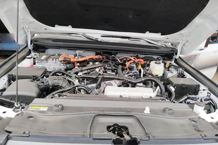 Used Toyota Prado 2024 2.4T All-Terrain TX Version 5 Seats Engine Bay
