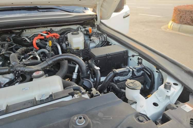 Used Toyota Prado 2024 2.4T Cross-Border BX Edition 5 Seats Engine Bay Left
