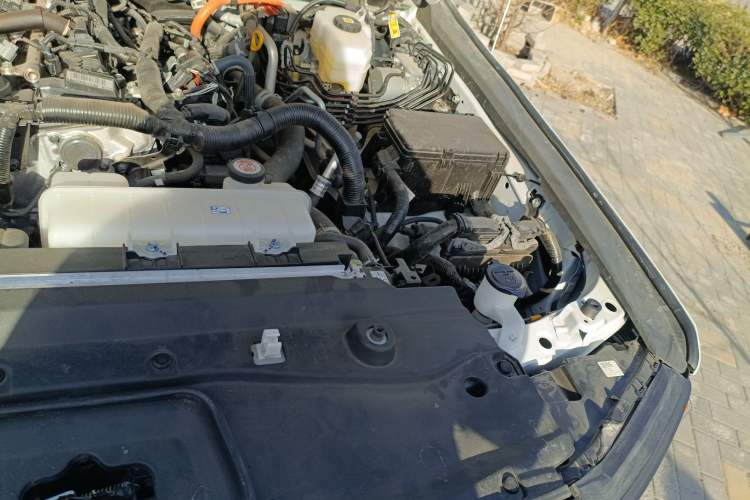Used Toyota Prado 2024 2.4T All-Terrain TX Version 5 Seats Engine Bay Left