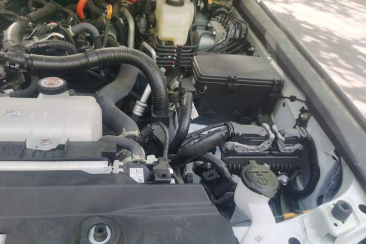 Used Toyota Prado 2024 2.4T All-Terrain TX Version 5 Seats Engine Bay Left