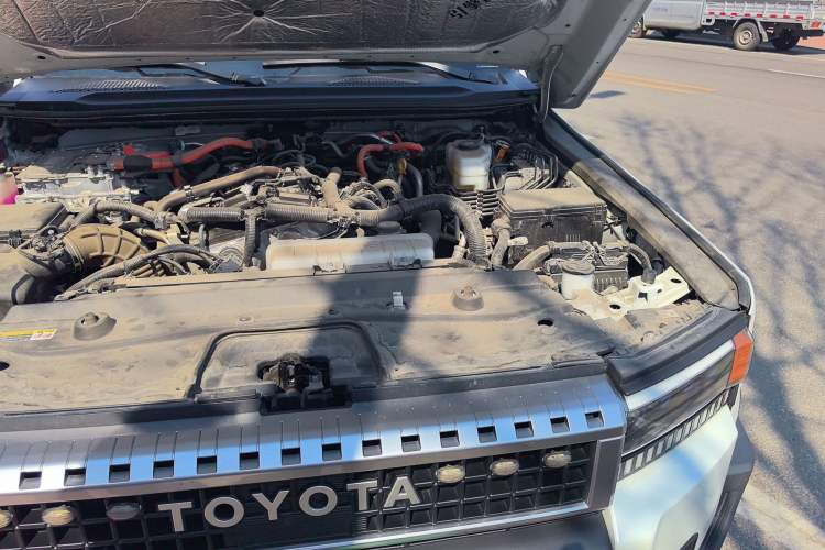 Used Toyota Prado 2024 2.4T All-Terrain TX Version 5 Seats Engine Bay Left