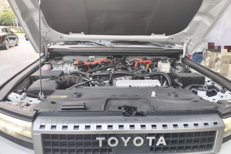 Used Toyota Prado 2024 2.4T All-Terrain TX Version 5 Seats Engine Bay