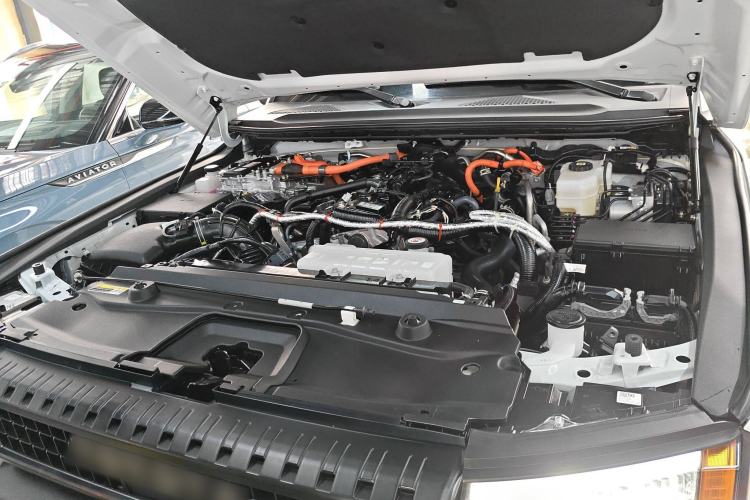 Used Toyota Prado 2024 2.4T All-Terrain TX Version 5 Seats Engine Bay