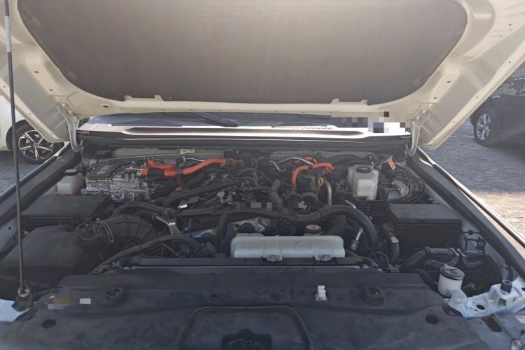 Used Toyota Prado 2024 2.4T All-Terrain TX Version 5 Seats Engine Bay