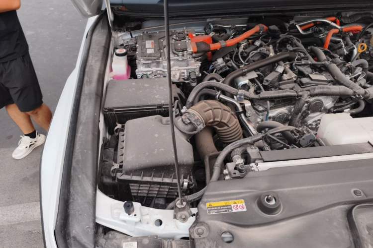 Used Toyota Prado 2024 2.4T All-Terrain TX Version 5 Seats Engine Bay Right