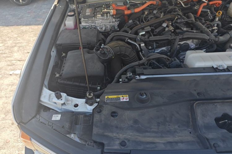 Used Toyota Prado 2024 2.4T All-Terrain TX Version 5 Seats Engine Bay Right