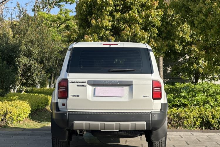 Used Toyota Prado 2024 2.4T All-Terrain TX Version 5 Seats Exterior 1