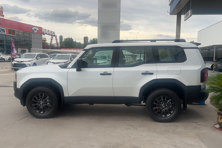 Used Toyota Prado 2024 2.4T Cross-Border BX Edition 5 Seats Exterior 5