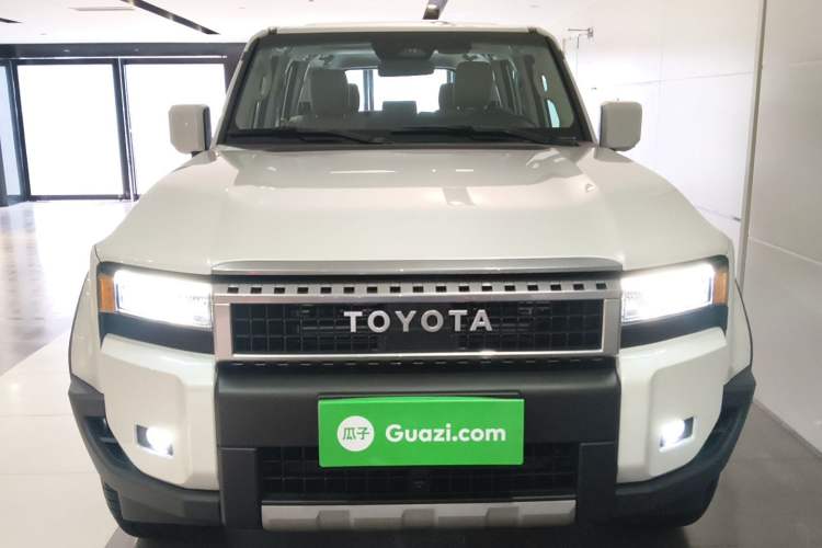 Used Toyota Prado 2024 2.4T All-Terrain TX Version 5 Seats Front