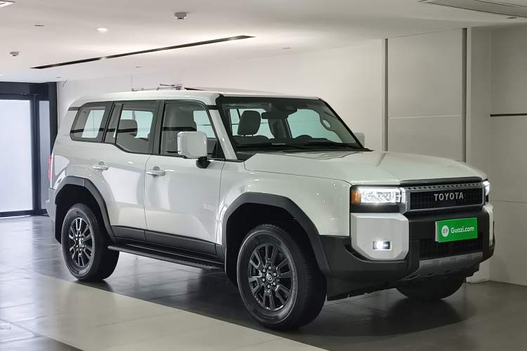 Used Toyota Prado 2024 2.4T All-Terrain TX Version 5 Seats Front Right 45 Deg