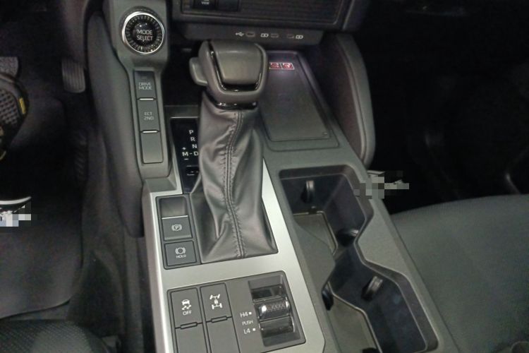 Used Toyota Prado 2024 2.4T All-Terrain TX Version 5 Seats Gear Lever