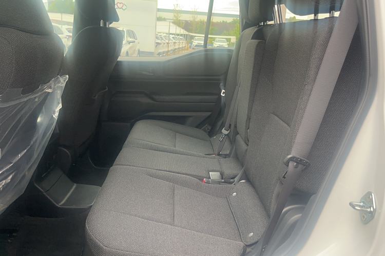 Used Toyota Prado 2024 2.4T Cross-Border BX Edition 5 Seats Interior 1