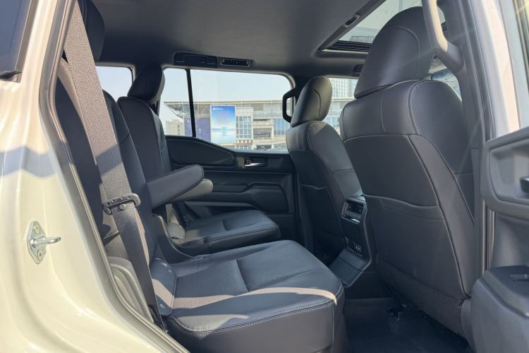 Used Toyota Prado 2024 2.4T Wilderness WX Edition 6 Seats Interior 3