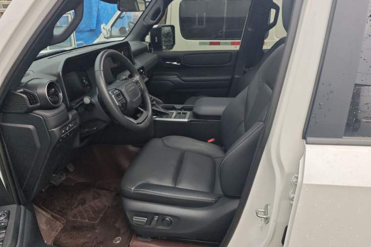 Used Toyota Prado 2024 2.4T All-Terrain TX Version 5 Seats Left Front Seat