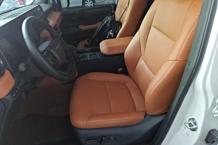 Used Toyota Prado 2024 2.4T Cross-Border BX Edition 5 Seats Left Front Seat