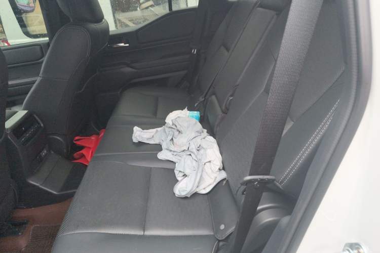 Used Toyota Prado 2024 2.4T All-Terrain TX Version 5 Seats Left Rear Seat