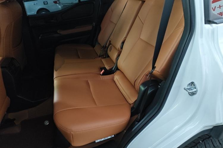 Used Toyota Prado 2024 2.4T Cross-Border BX Edition 5 Seats Left Rear Seat
