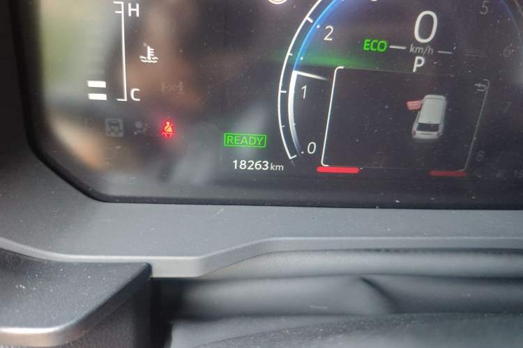 Used Toyota Prado 2024 2.4T All-Terrain TX Version 5 Seats Odometer Close Up