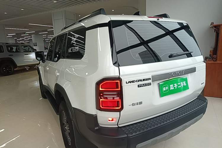 Used Toyota Prado 2024 2.4T All-Terrain TX Version 5 Seats Rear Left 45 Deg