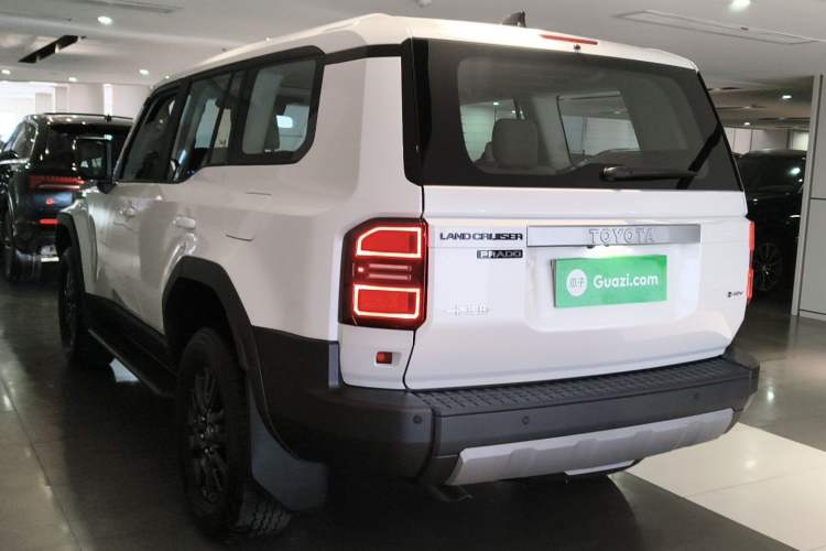 Used Toyota Prado 2024 2.4T All-Terrain TX Version 5 Seats Rear Left 45 Deg