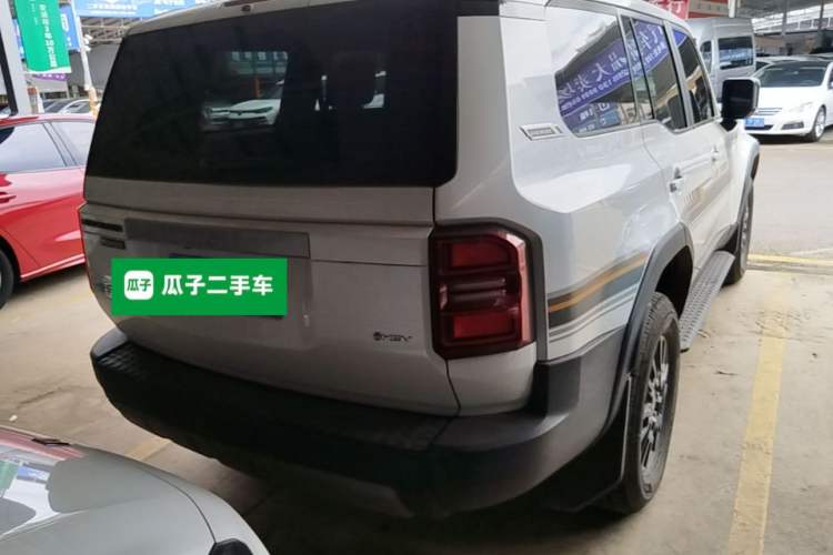 Used Toyota Prado 2024 2.4T All-Terrain TX Version 5 Seats Rear Right 45 Deg