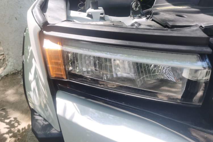 Used Toyota Prado 2024 2.4T All-Terrain TX Version 5 Seats Right Front Headlight