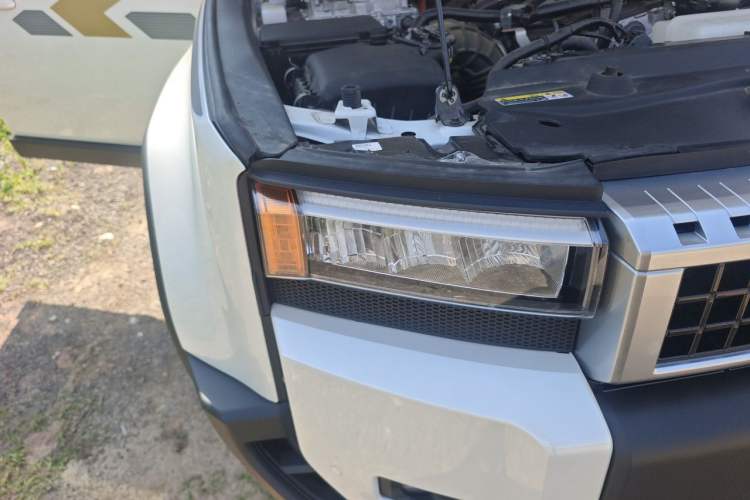 Used Toyota Prado 2024 2.4T All-Terrain TX Version 5 Seats Right Front Headlight