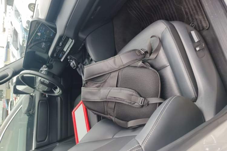 Used Toyota Prado 2024 2.4T All-Terrain TX Version 5 Seats Right Front Seat