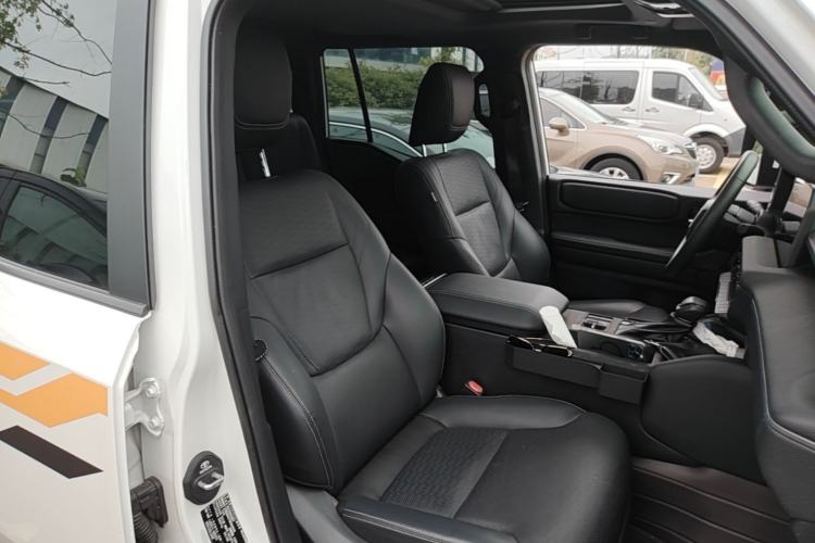 Used Toyota Prado 2024 2.4T All-Terrain TX Version 5 Seats Right Front Seat