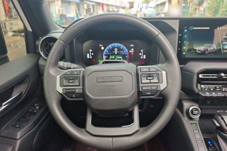 Used Toyota Prado 2024 2.4T All-Terrain TX Version 5 Seats Steering Wheel