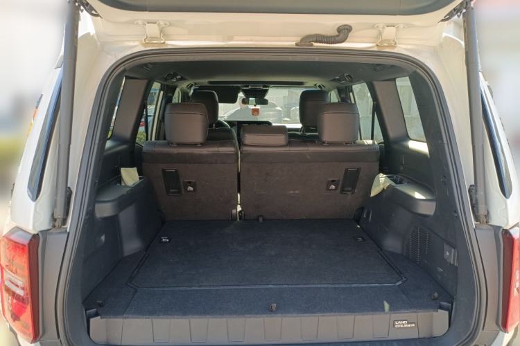 Used Toyota Prado 2024 2.4T All-Terrain TX Version 5 Seats Trunk