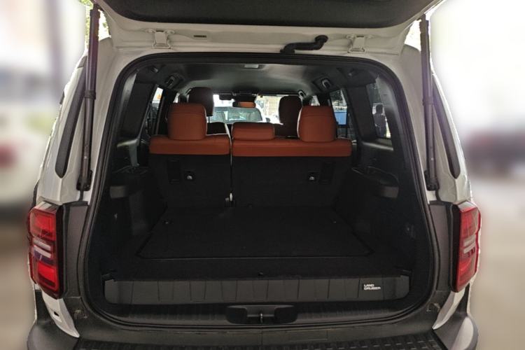 Used Toyota Prado 2024 2.4T Cross-Border BX Edition 5 Seats Trunk