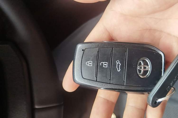 Used Toyota Prado 2024 2.4T All-Terrain TX Version 5 Seats Vehicle Key
