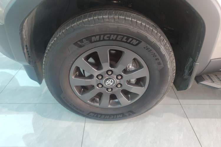 Used Toyota Prado 2024 2.4T Wilderness WX Edition 6 Seats Left Front Wheel Hub