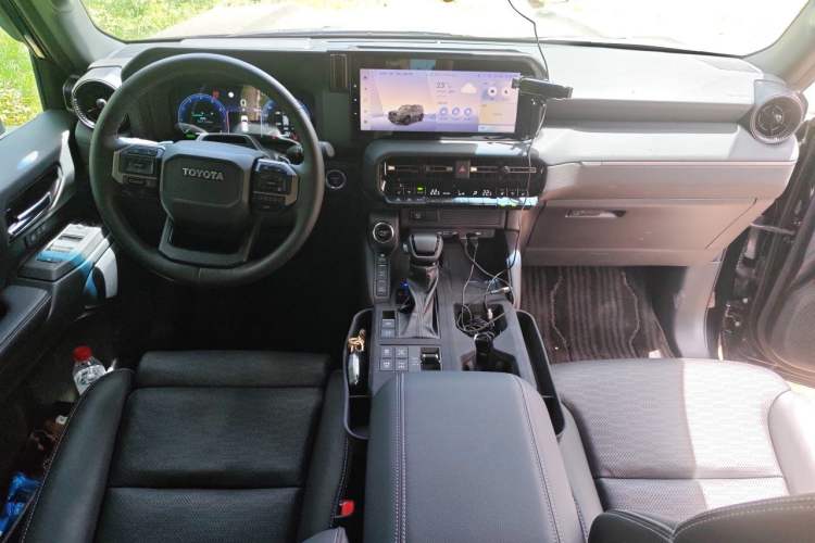 Used Toyota Prado 2025 2.4T Wilderness WX Edition 6 Seats Center Console