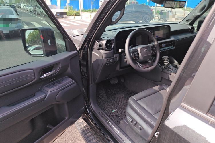 Used Toyota Prado 2025 2.4T Flagship VX Version 5 Seats Driver Seat