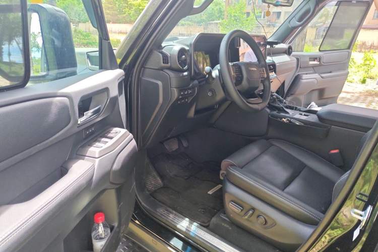 Used Toyota Prado 2025 2.4T Wilderness WX Edition 6 Seats Driver Seat