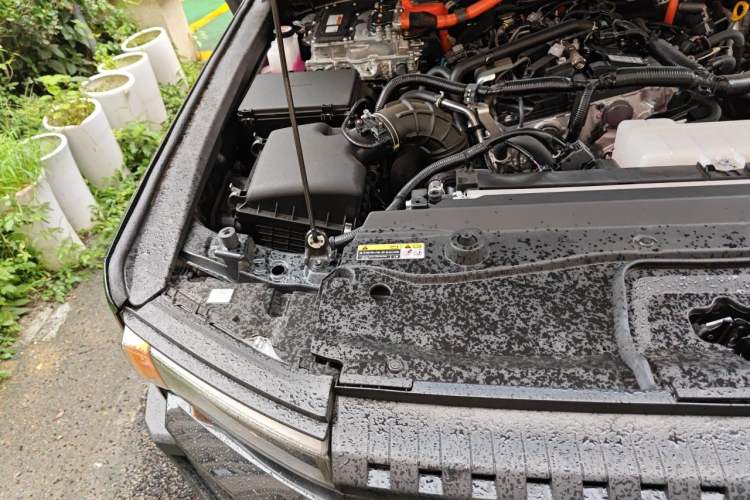 Used Toyota Prado 2025 2.4T All-Weather TX Version 5 Seats Engine Bay Right