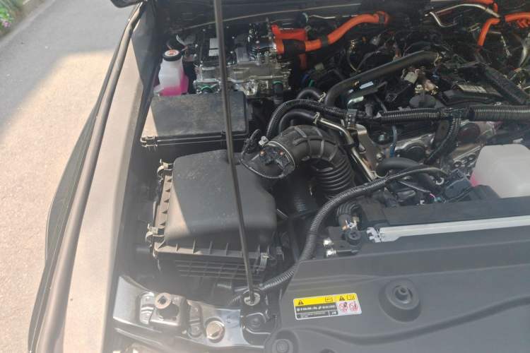 Used Toyota Prado 2025 2.4T All-Weather TX Version 5 Seats Engine Bay Right