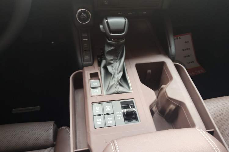 Used Toyota Prado 2025 2.4T Wilderness WX Edition 5 Seats Gear Lever