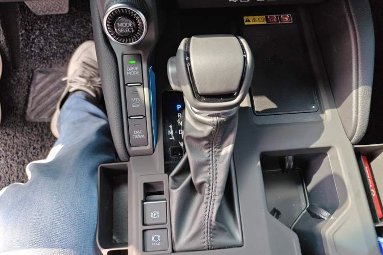 Used Toyota Prado 2025 2.4T Flagship VX Version 5 Seats Gear Lever